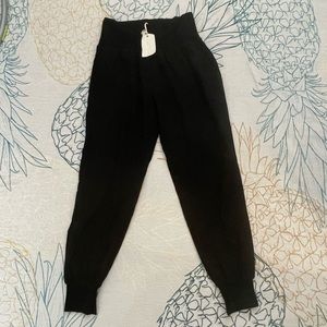 tea n rose Black Joggers in Size Large